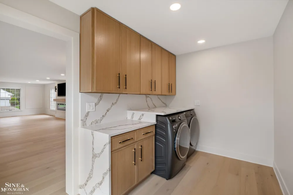 773 Hawthorne Road Grosse Pointe Woods City, MI 48236