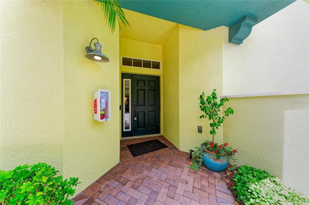 1121 RIVERSCAPE STREET #1121 Bradenton, FL 34208