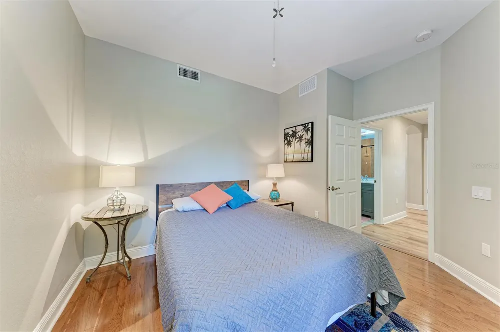 1121 RIVERSCAPE STREET #1121 Bradenton, FL 34208