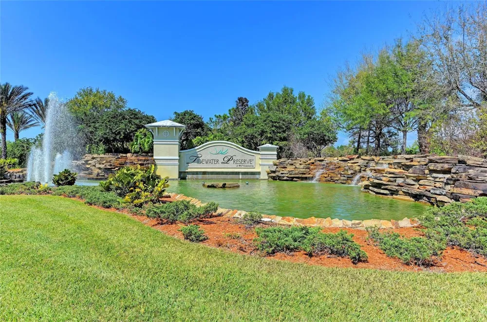 1121 RIVERSCAPE STREET #1121 Bradenton, FL 34208