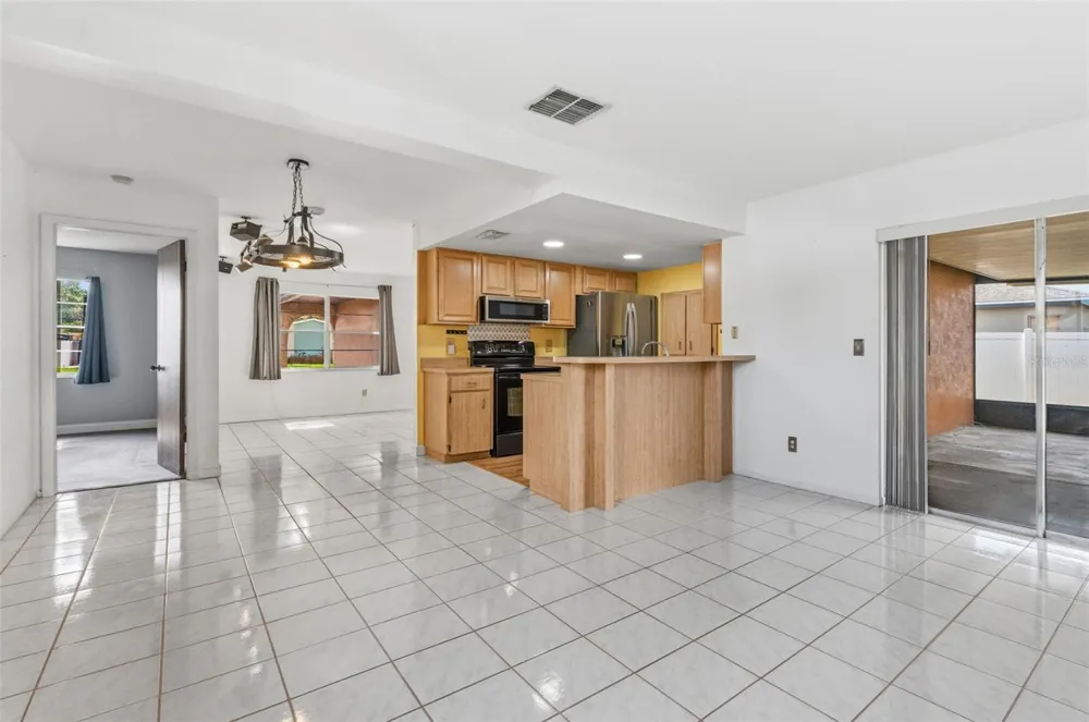 611 TANGERINE DRIVE Oldsmar, FL 34677