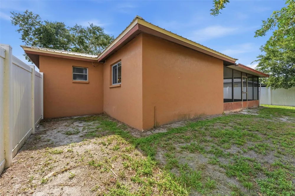 611 TANGERINE DRIVE Oldsmar, FL 34677
