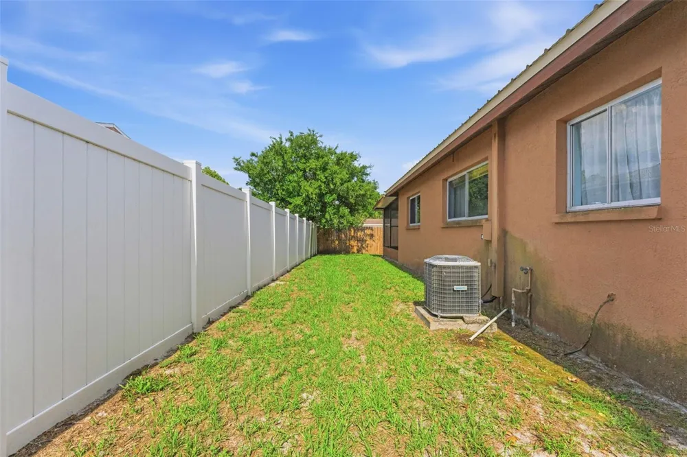 611 TANGERINE DRIVE Oldsmar, FL 34677