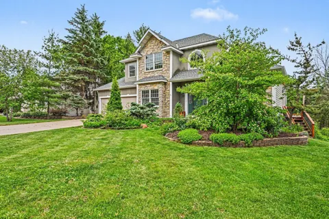 1452 Golf View Drive