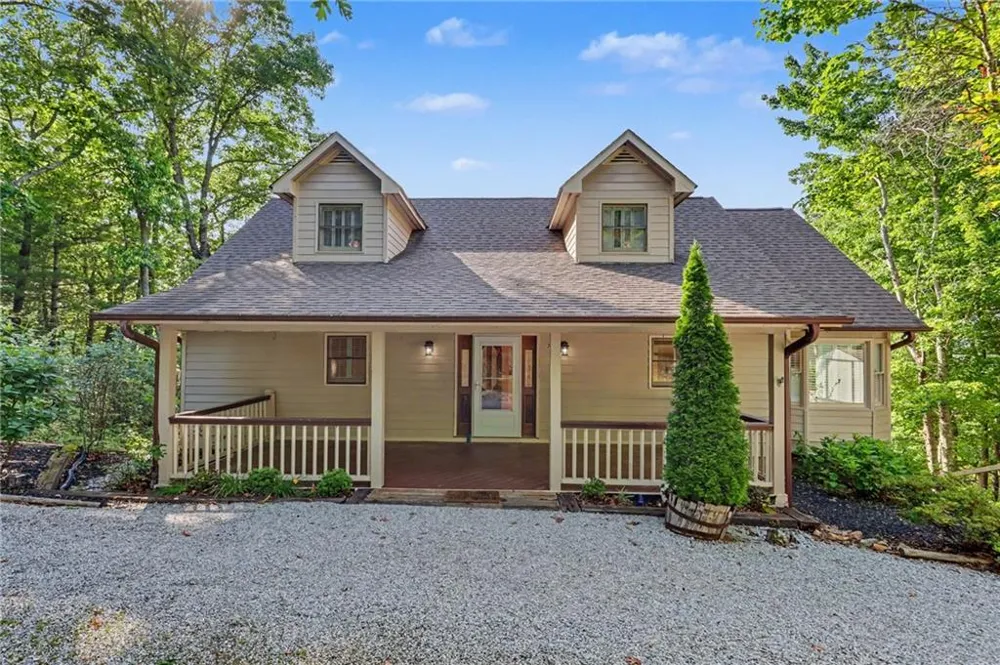 734 Long Laurel Ridge Drive Lakemont, GA 30552