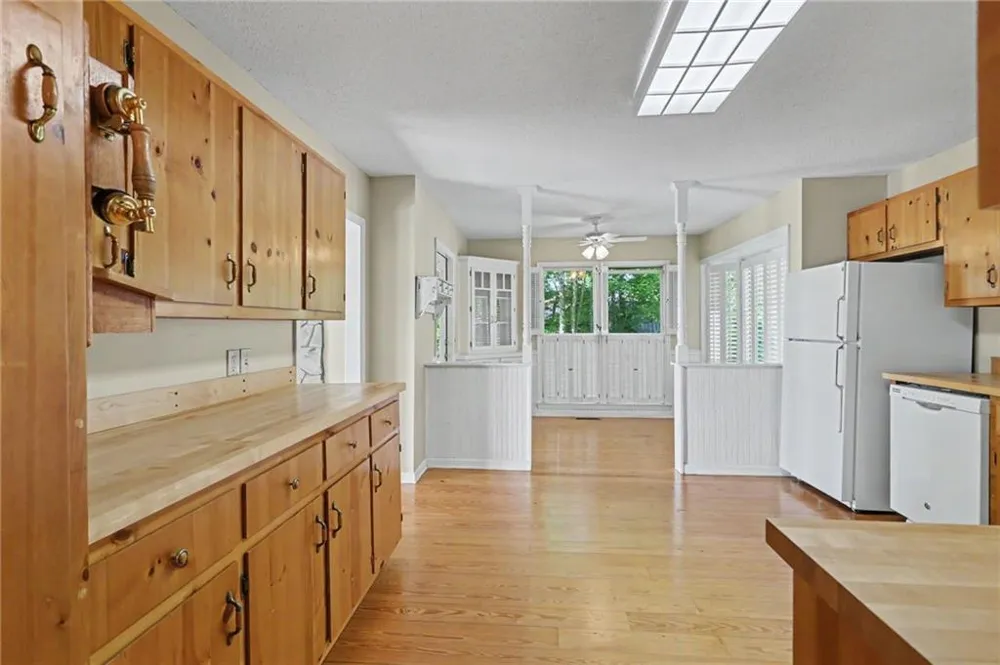 734 Long Laurel Ridge Drive Lakemont, GA 30552