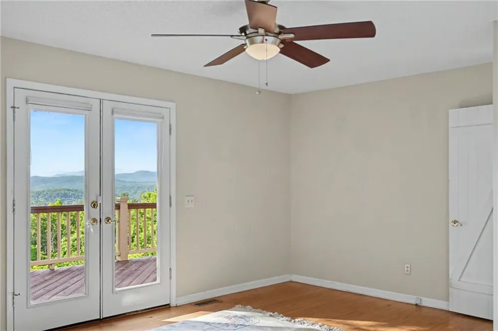 734 Long Laurel Ridge Drive Lakemont, GA 30552