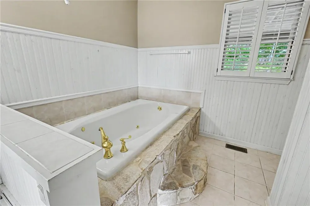 734 Long Laurel Ridge Drive Lakemont, GA 30552