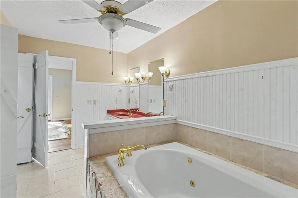 734 Long Laurel Ridge Drive Lakemont, GA 30552
