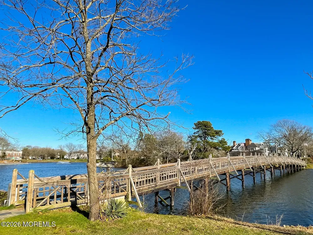 7 Lorraine Avenue Spring Lake, NJ 07762