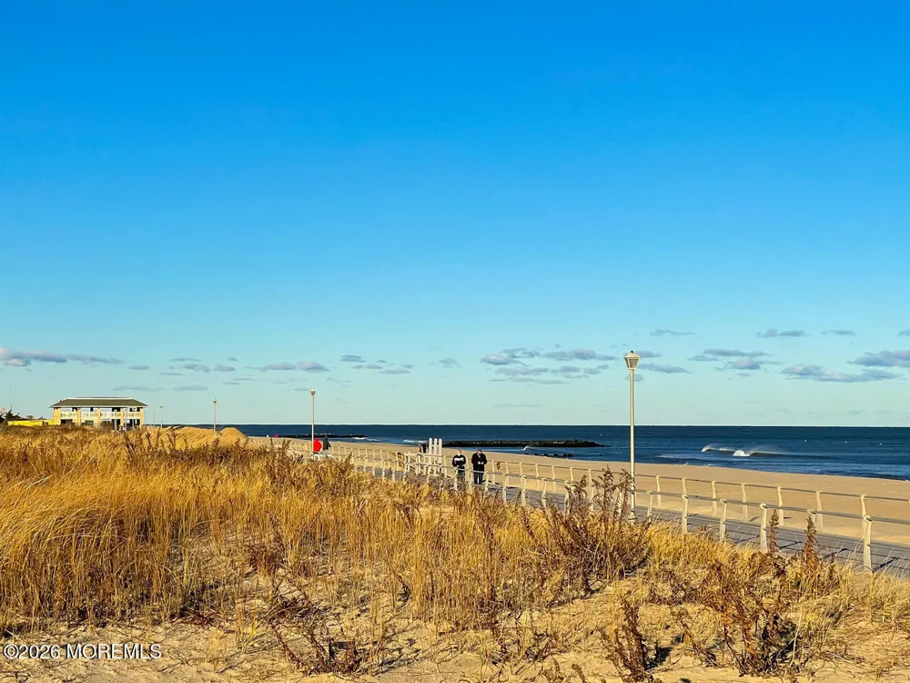 7 Lorraine Avenue Spring Lake, NJ 07762
