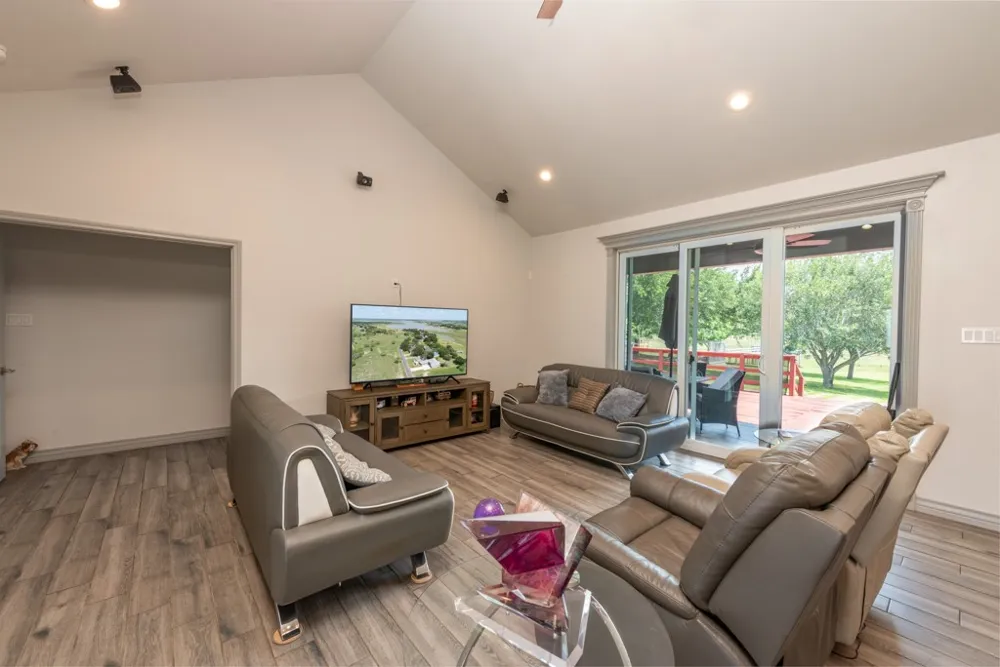 313 Lakeshore Drive Sandia, TX 78383