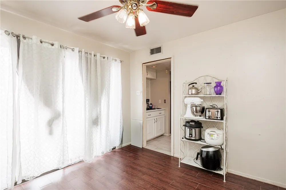 4722 Bonner Drive Corpus Christi, TX 78411
