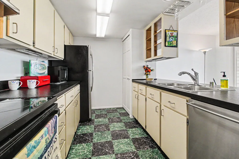 804 Cliffs Drive #205 F Ypsilanti Charter Township, MI 48198