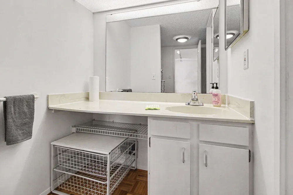 804 Cliffs Drive #205 F Ypsilanti Charter Township, MI 48198
