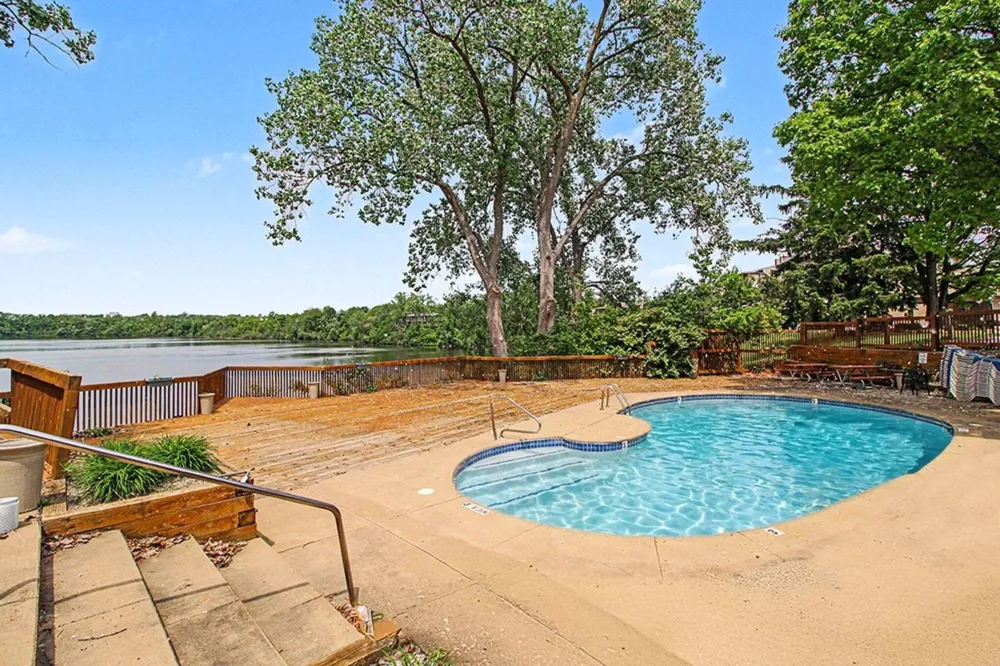 804 Cliffs Drive #205 F Ypsilanti Charter Township, MI 48198