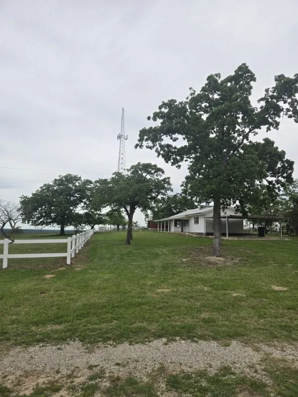 190 Private Road 408 Buffalo, TX 75831