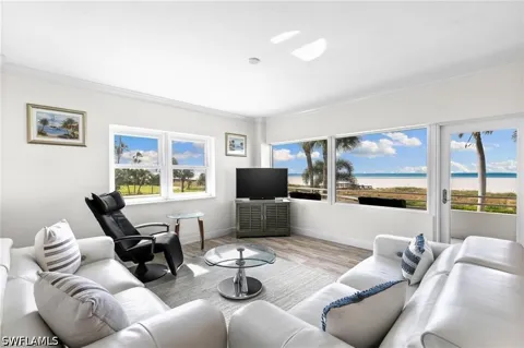 Seaview Court #211