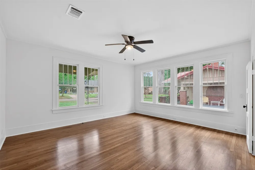 106 Washington Place S Marshall, TX 75670