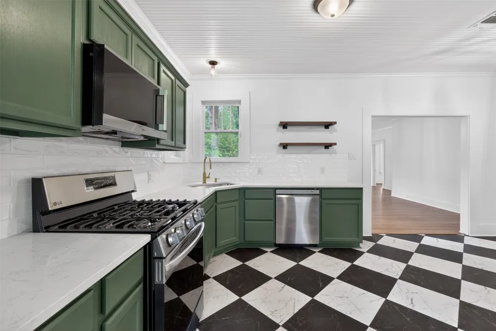 106 Washington Place S Marshall, TX 75670