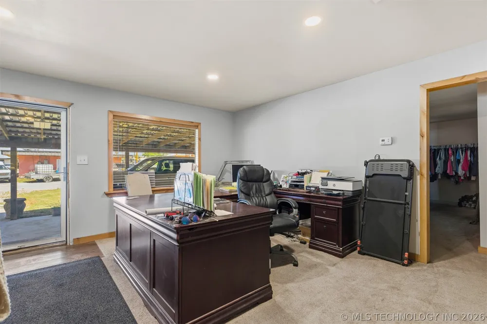 904 W Main Marietta, OK 73448