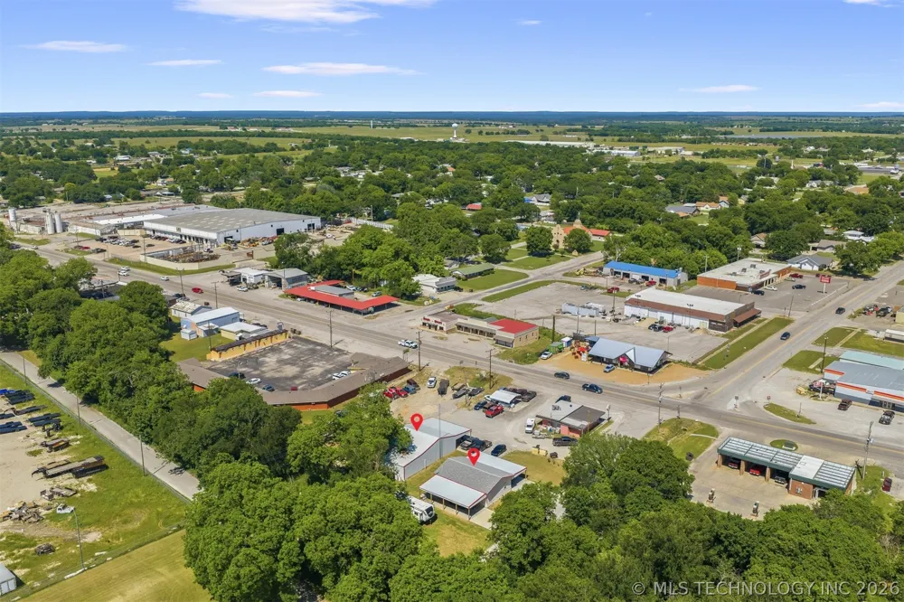 904 W Main Marietta, OK 73448
