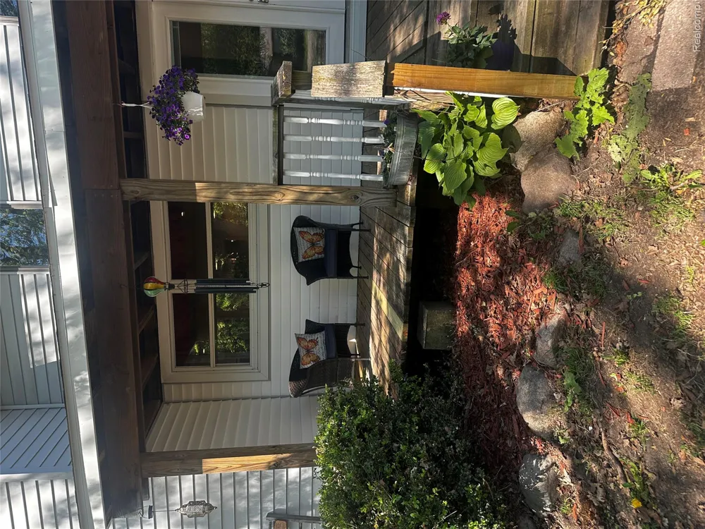 5272 W Frances Road Vienna Charter Township, MI 48420