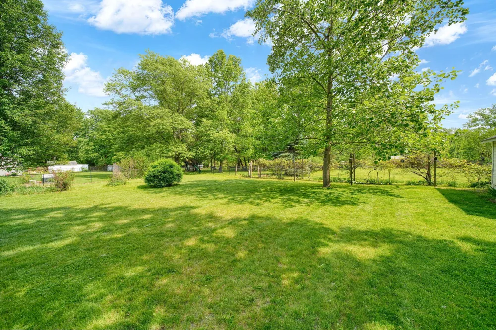 225 Center Court Napoleon Township, MI 49201