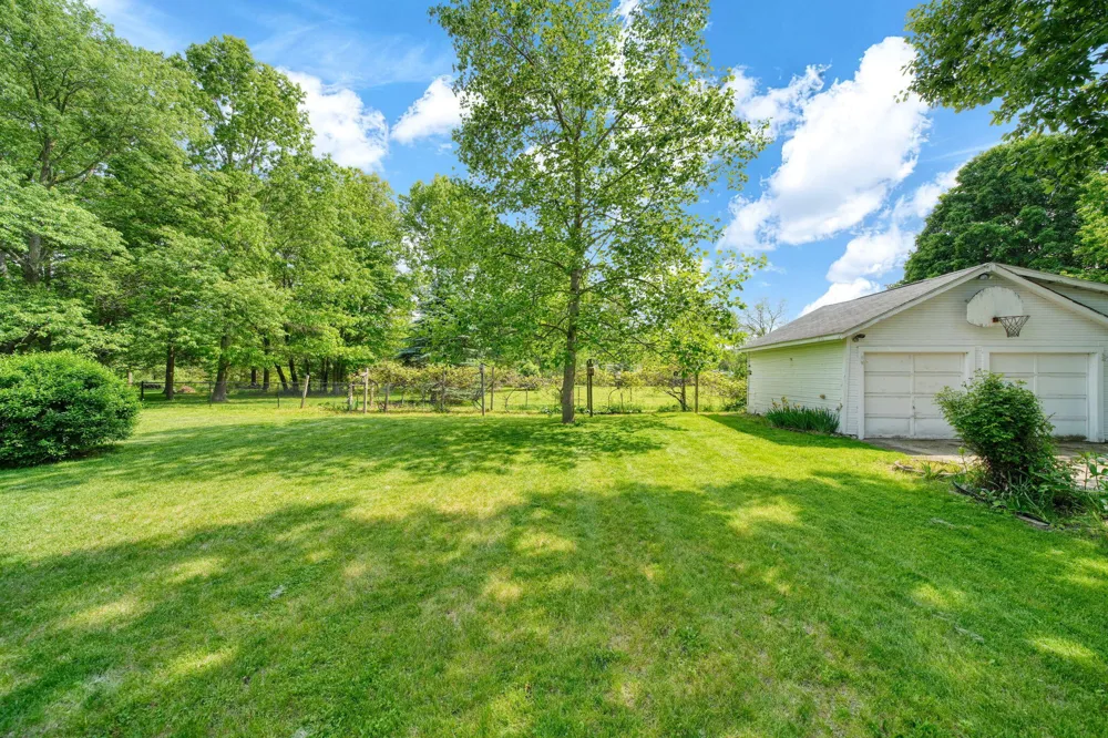 225 Center Court Napoleon Township, MI 49201