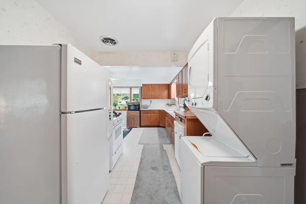 225 Center Court Napoleon Township, MI 49201