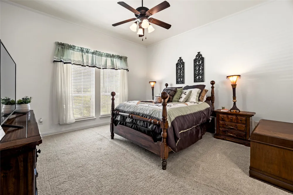 8597 Fallow Run Larue, TX 75770