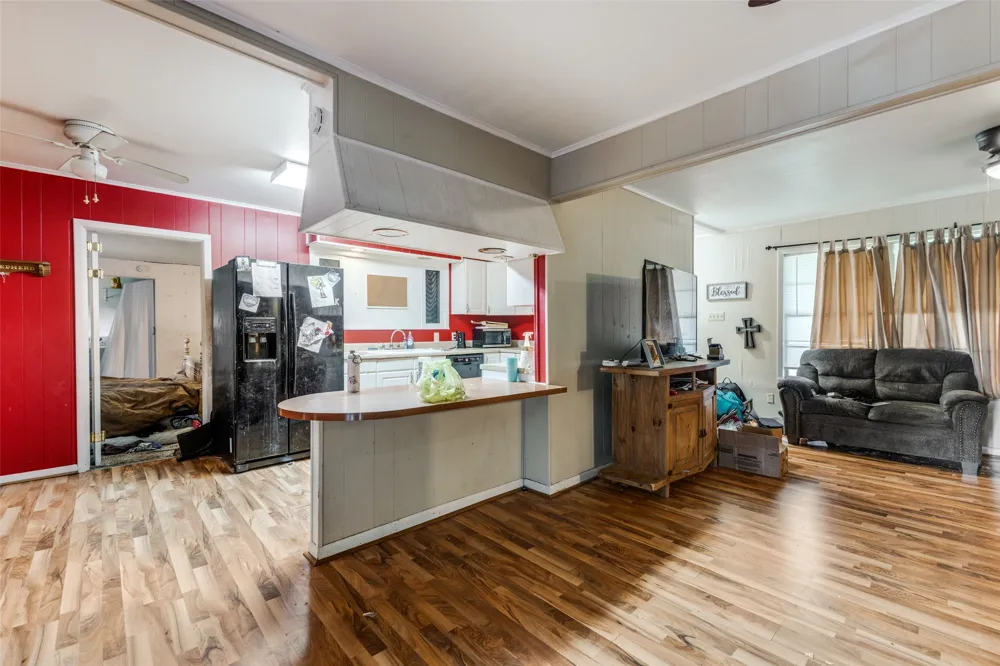 425 Lybrand Street Wills Point, TX 75169