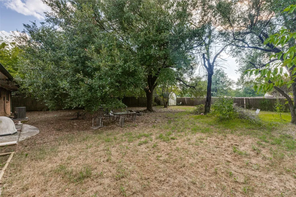 425 Lybrand Street Wills Point, TX 75169