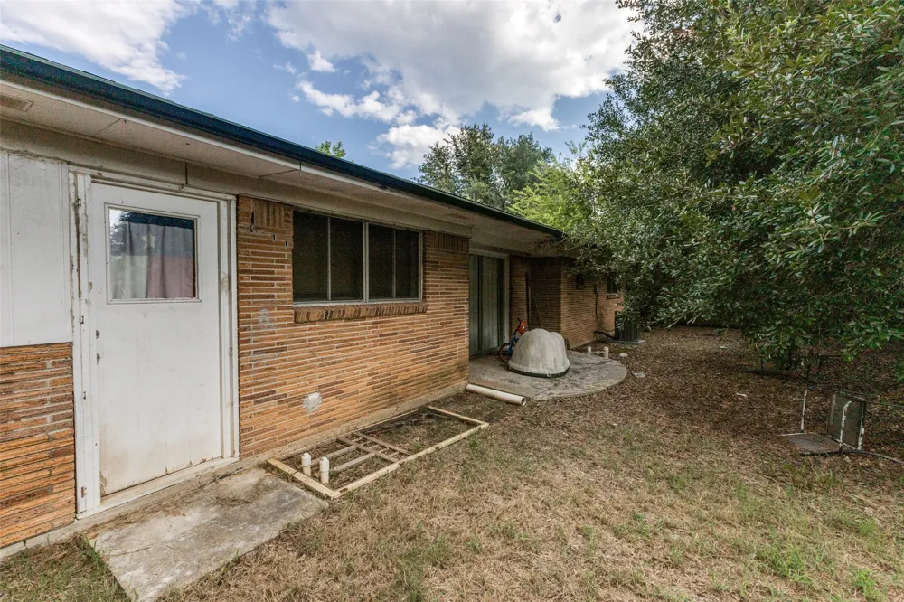 425 Lybrand Street Wills Point, TX 75169