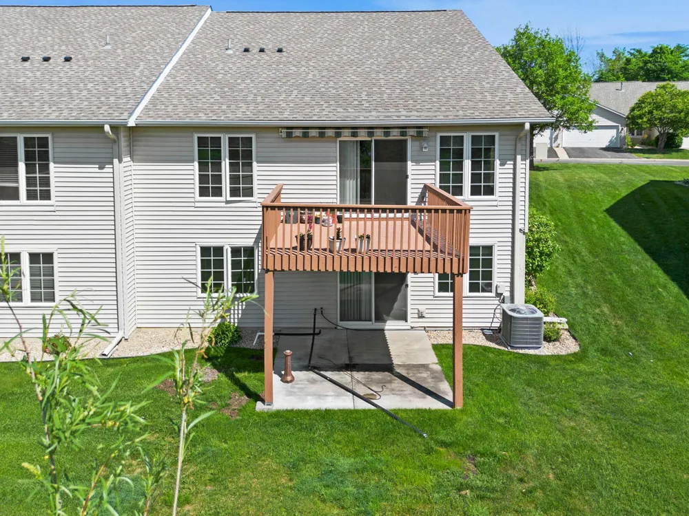 5208 Deerfield Lane SE Prior Lake, MN 55372