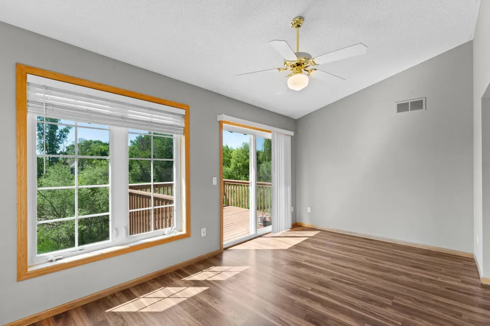 5208 Deerfield Lane SE Prior Lake, MN 55372