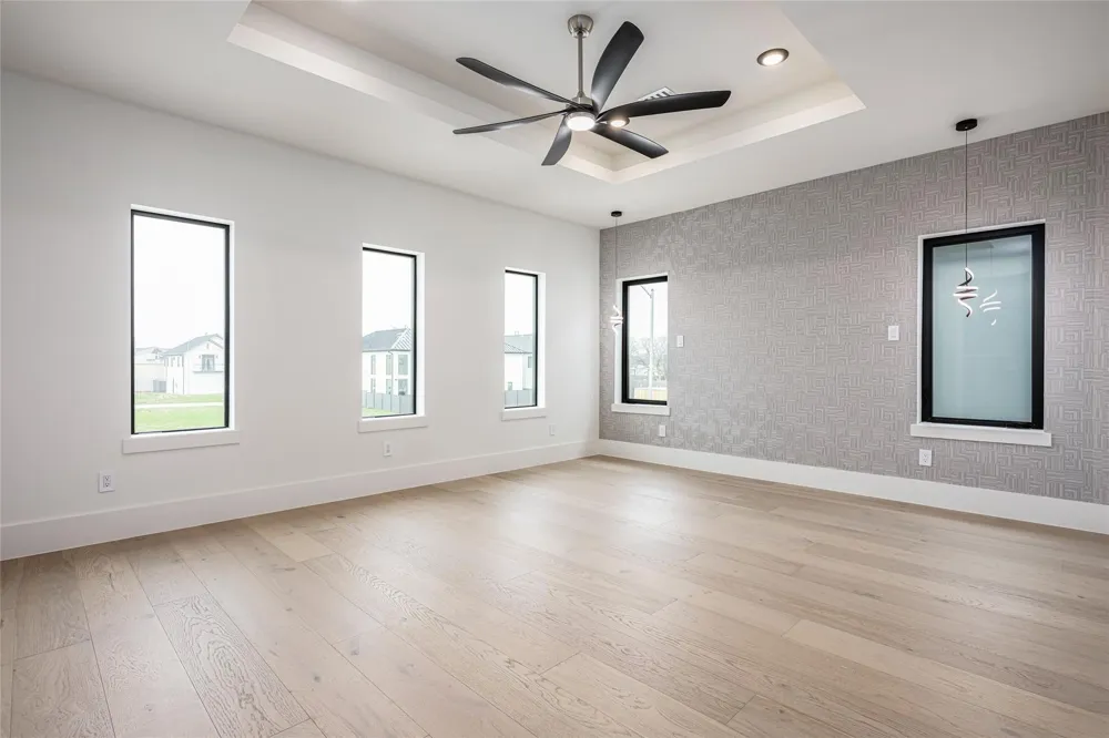 623 Rolling Oaks Stafford, TX 77477