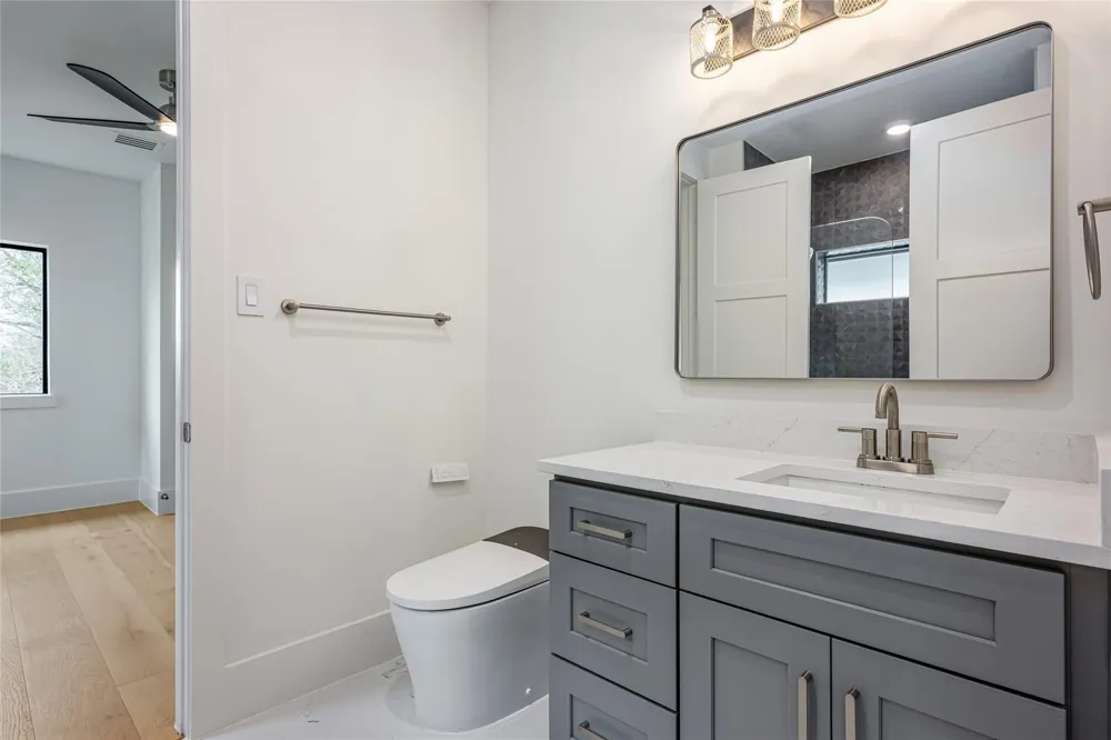 623 Rolling Oaks Stafford, TX 77477