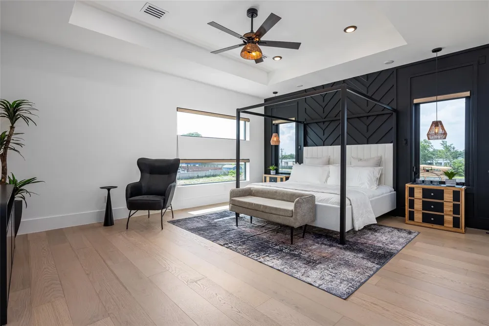 631 Rolling Oaks Stafford, TX 77477