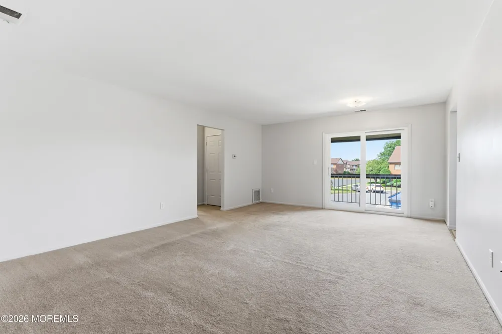 114 Beverly Hill Terrace #H Woodbridge, NJ 07095