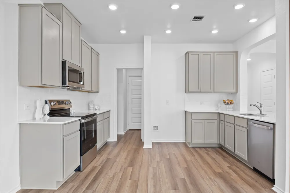 252 Benmyrtle Trail Georgetown, TX 78626