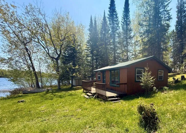 6592 Dewey Point Road Chisholm, MN 55719