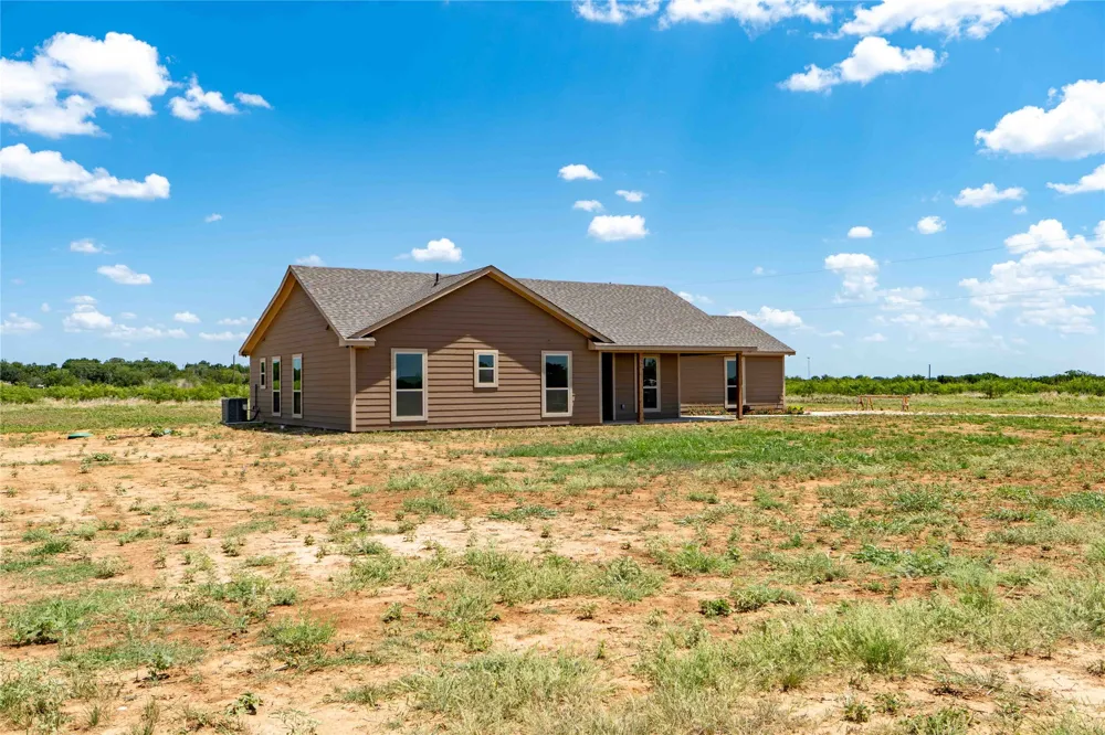 507 Crusher Road Jacksboro, TX 76458