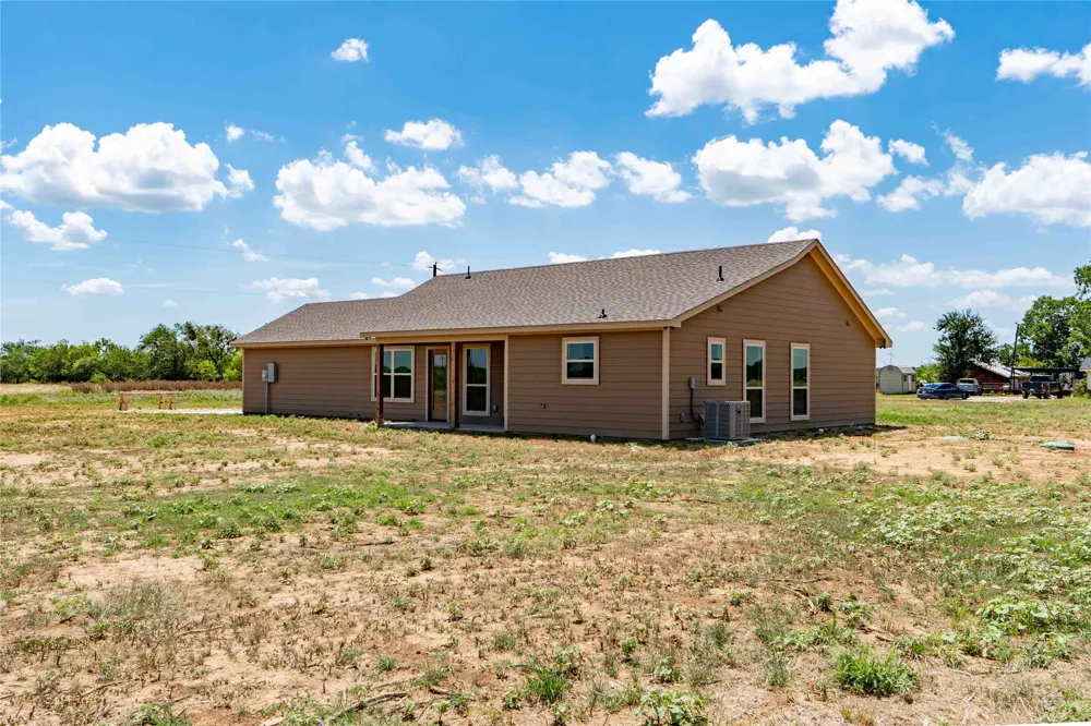 507 Crusher Road Jacksboro, TX 76458