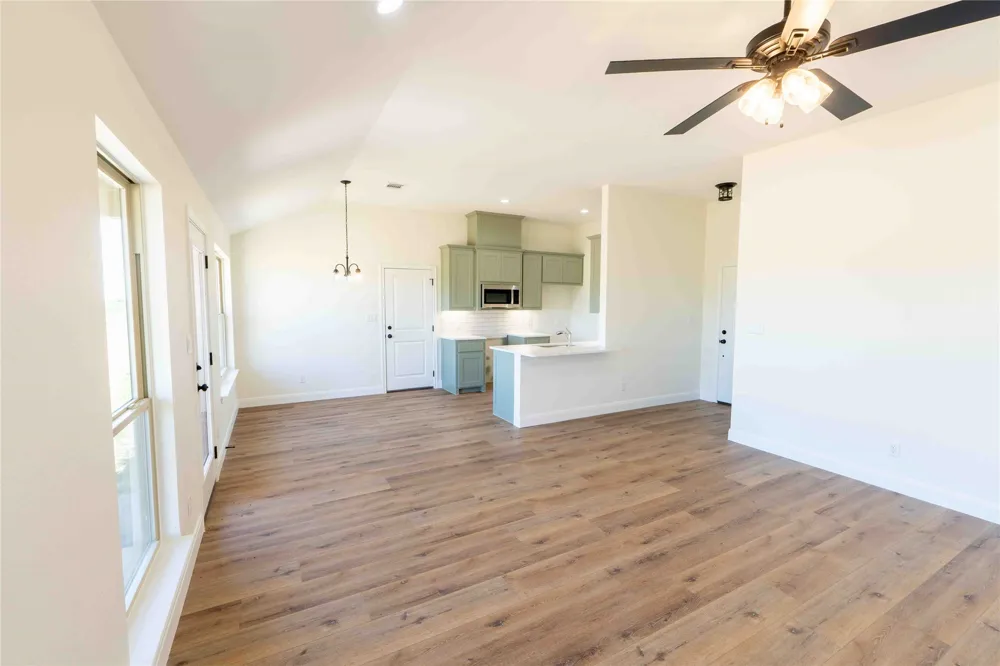 507 Crusher Road Jacksboro, TX 76458