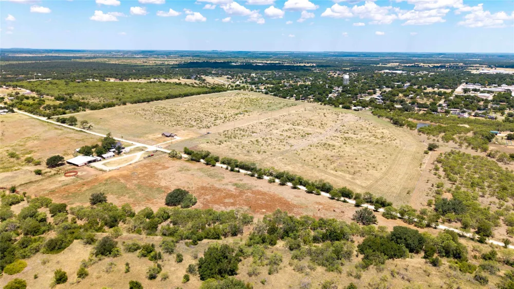 507 Crusher Road Jacksboro, TX 76458