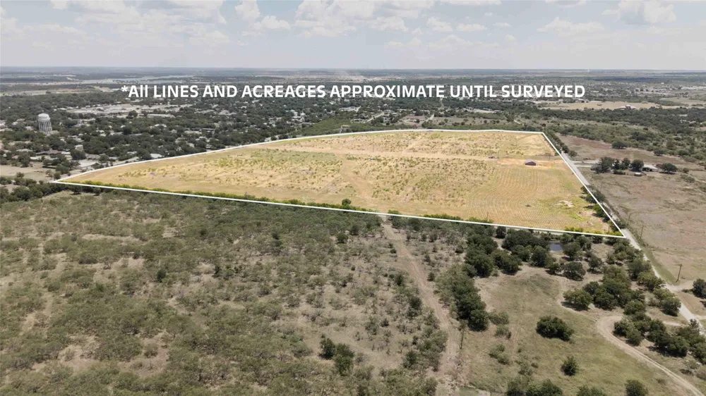 507 Crusher Road Jacksboro, TX 76458