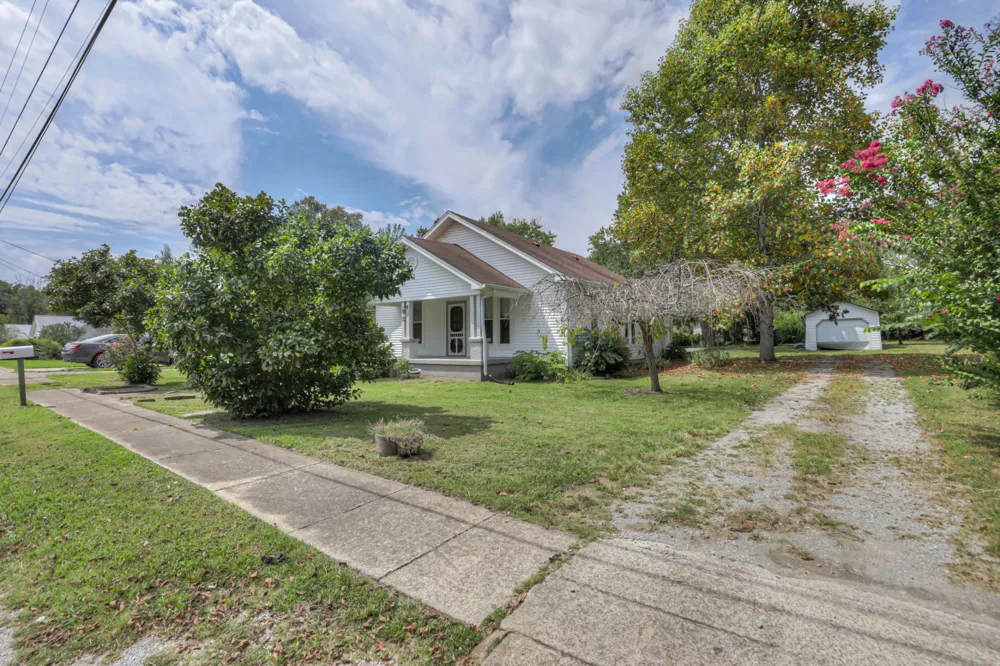 308 Elm Ave Watertown, TN 37184
