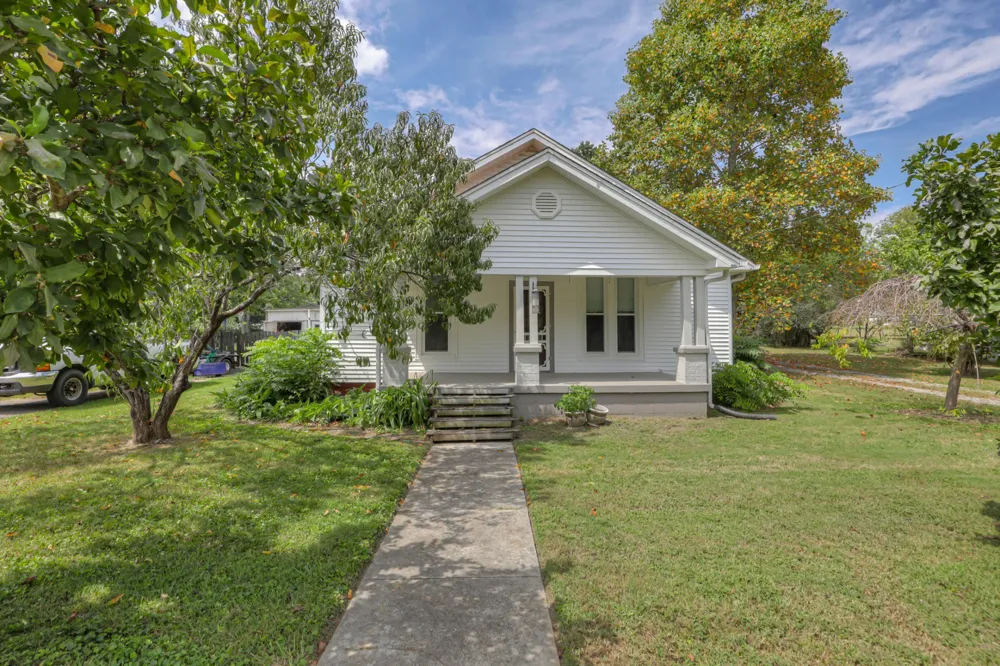 308 Elm Ave Watertown, TN 37184