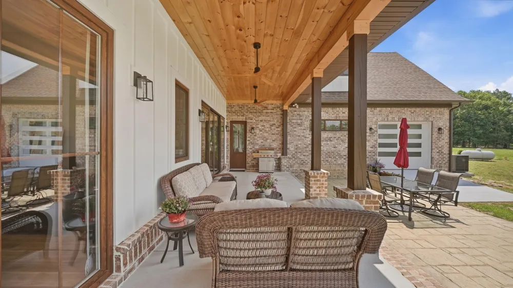 12631 Jones Gap Road Soddy Daisy, TN 37379